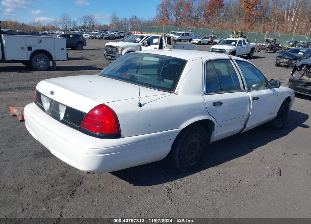 2005 FORD CROWN VICTORIA POLICE VIN: 2FAFP71W05X119182