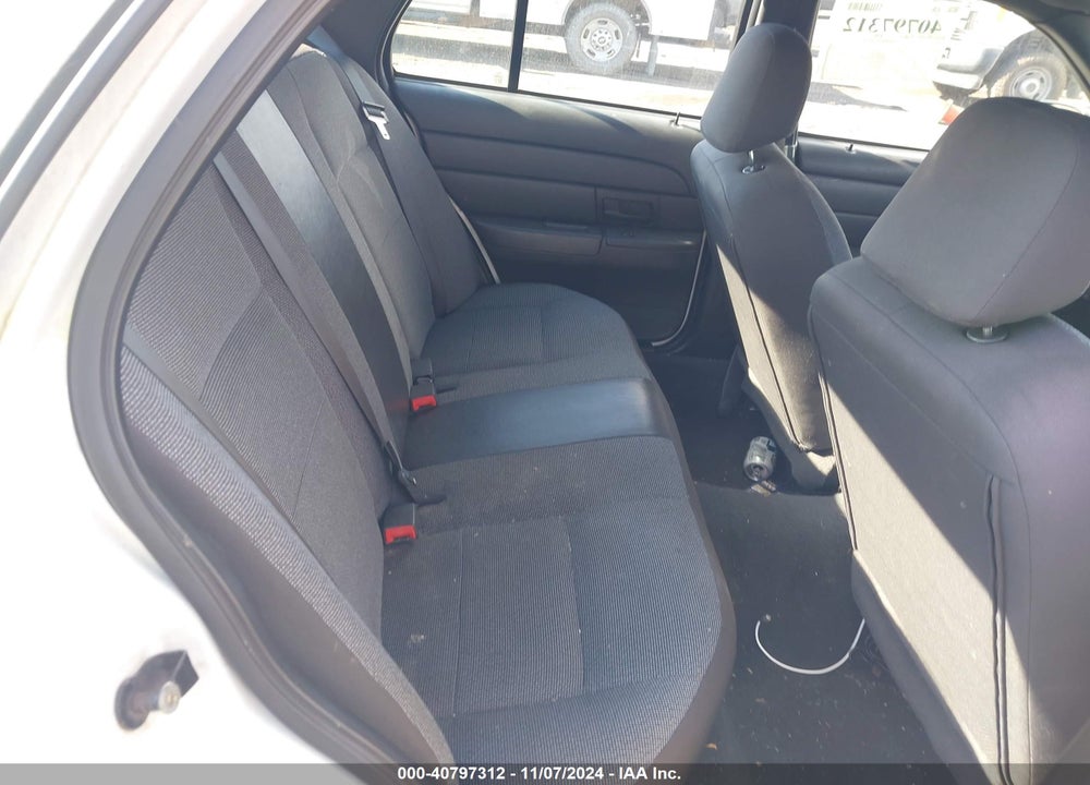2005 FORD CROWN VICTORIA POLICE VIN: 2FAFP71W05X119182