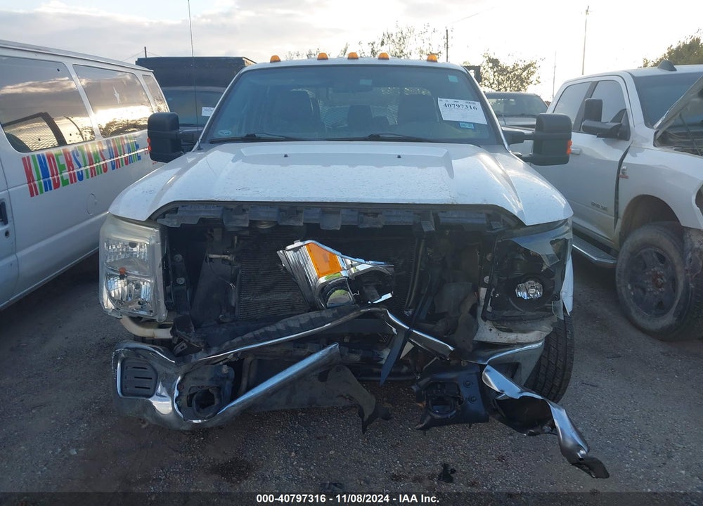2015 FORD F-350 CHASSIS XL VIN: 1FD8W3G67FEC96462