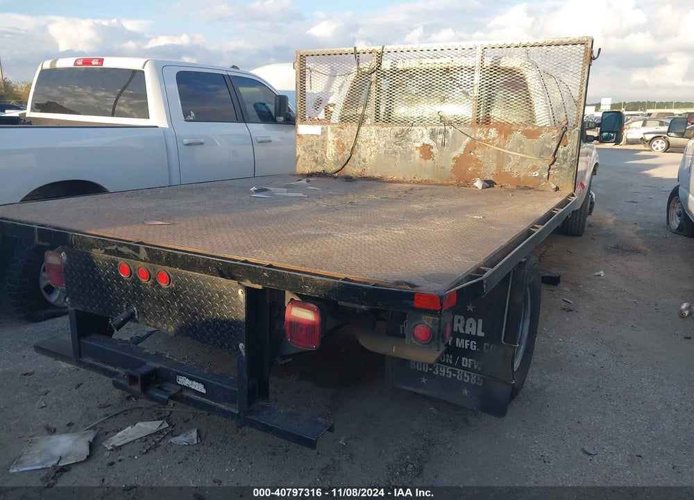 2015 FORD F-350 CHASSIS XL VIN: 1FD8W3G67FEC96462