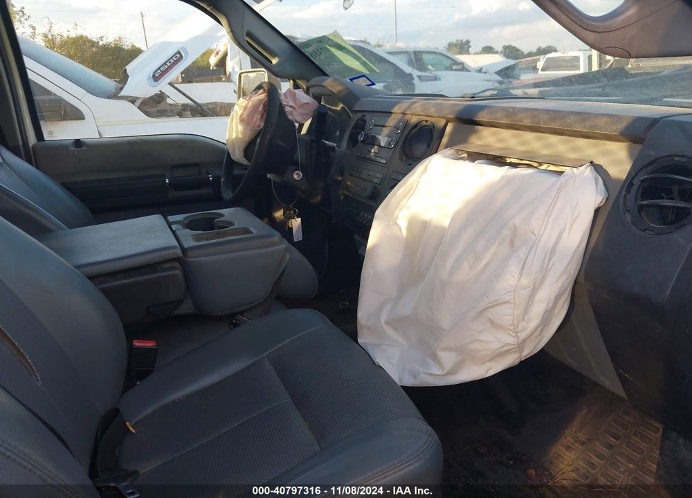 2015 FORD F-350 CHASSIS XL VIN: 1FD8W3G67FEC96462