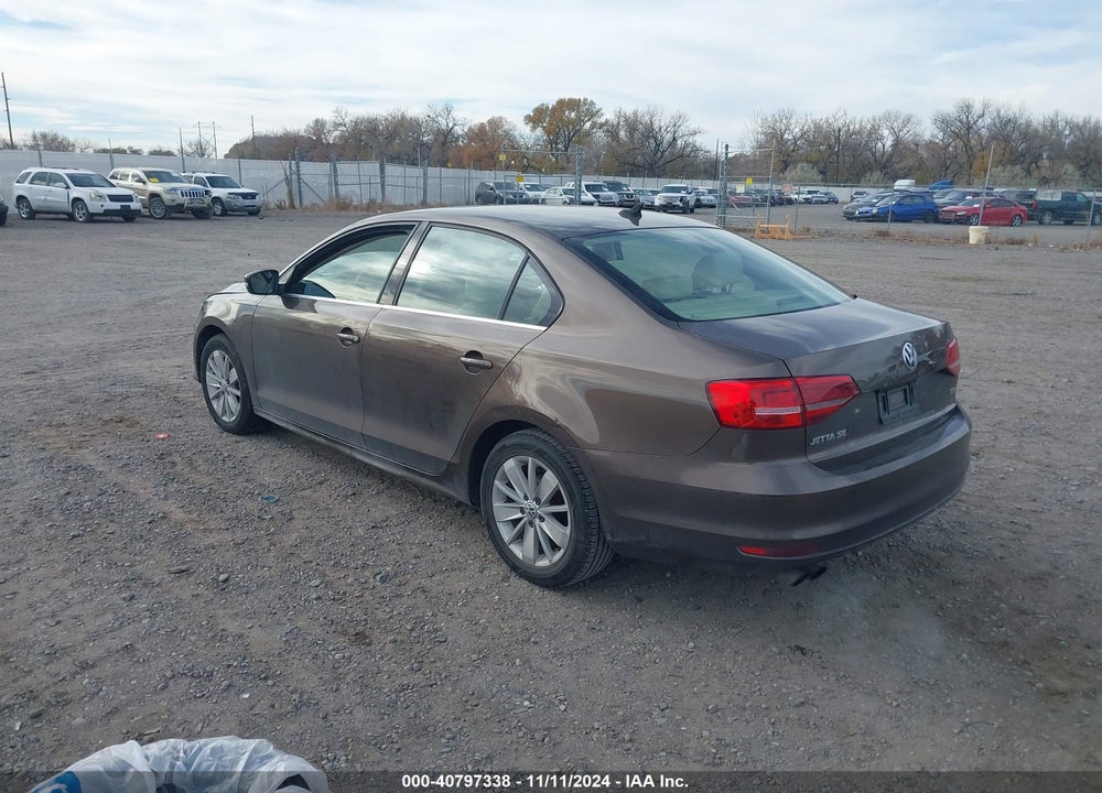 2015 VOLKSWAGEN JETTA 1.8T SE VIN: 3VWD07AJ3FM230619