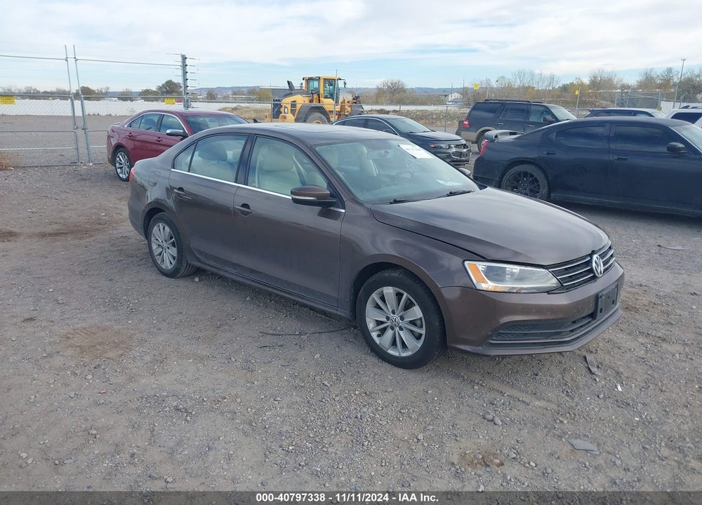 2015 VOLKSWAGEN JETTA 1.8T SE VIN: 3VWD07AJ3FM230619