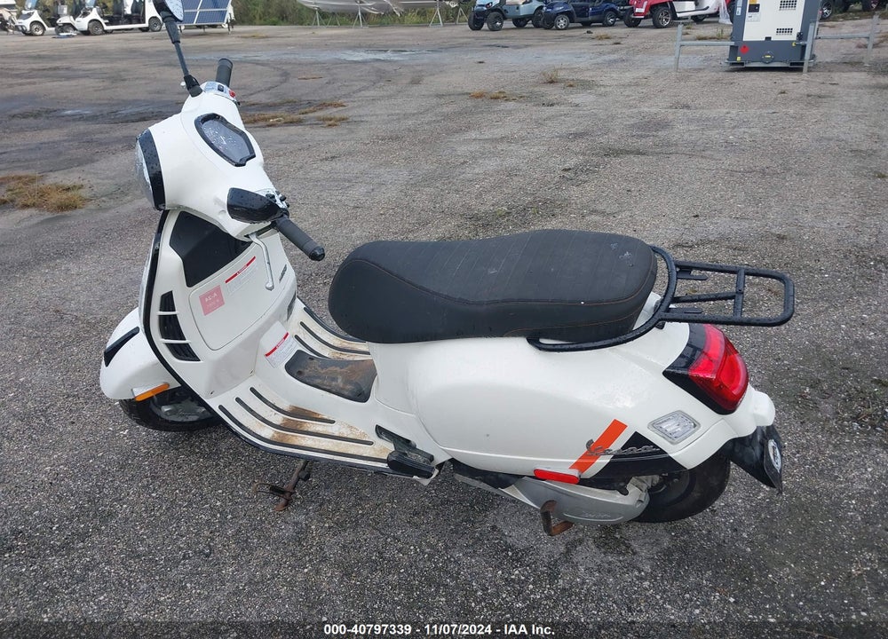 2023 VESPA GTS/SEI GIORNI 300 VIN: ZAPMD39M5P5200140