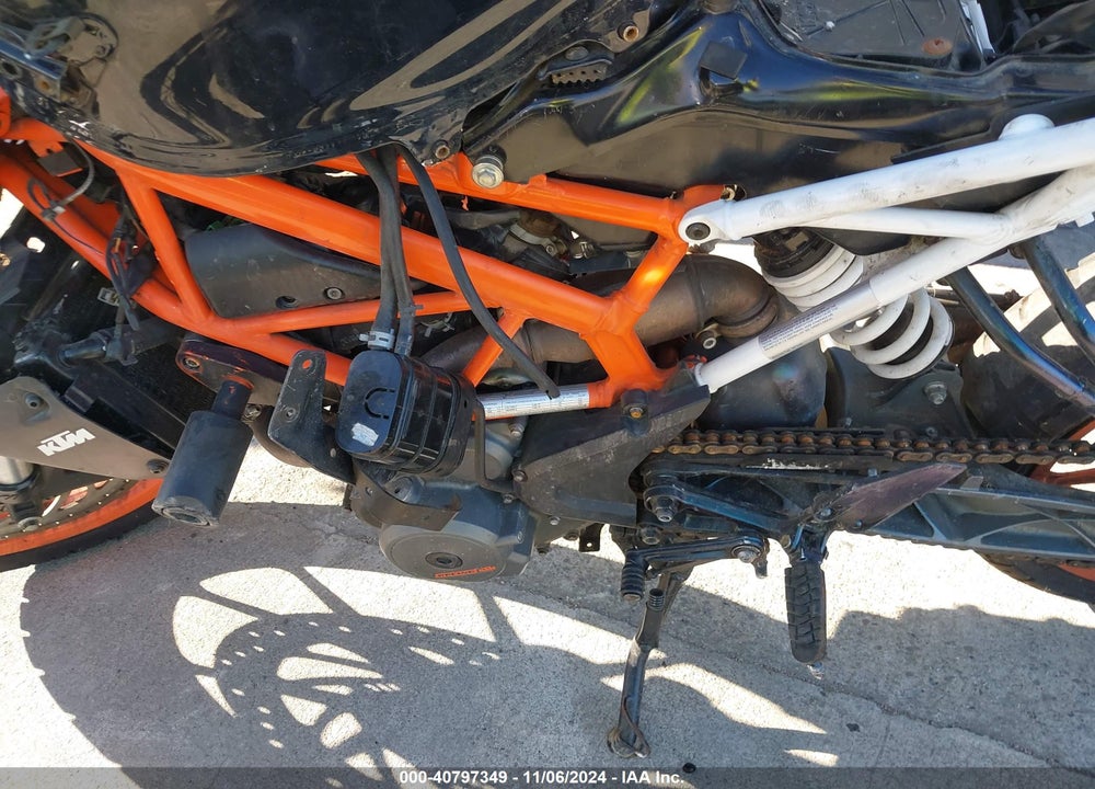 2017 KTM 390 DUKE VIN: MD2JPJ400HC240766