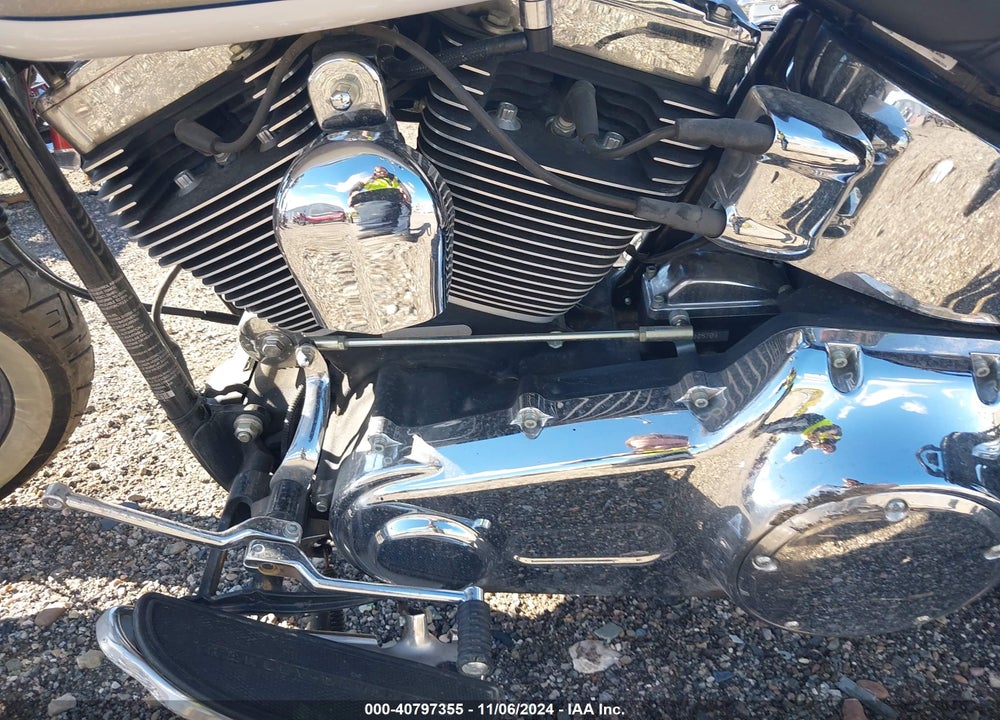 2009 HARLEY-DAVIDSON FLSTC VIN: 1HD1BW5139Y019710