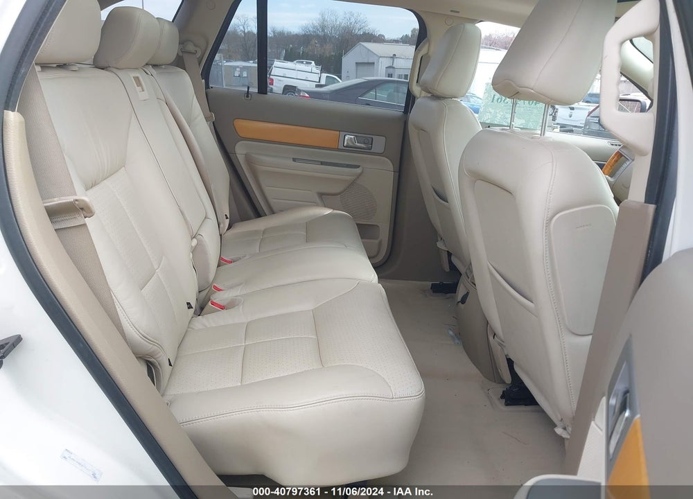 2007 LINCOLN MKX VIN: 2LMDU88C67BJ37732