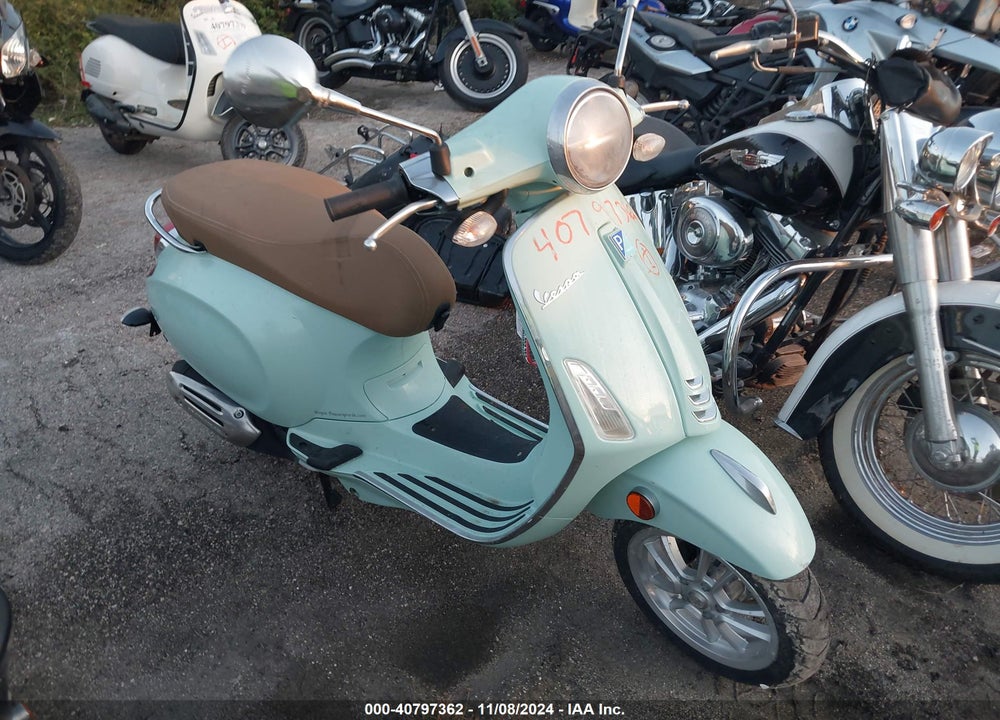 2023 VESPA PRIMAVERA/SPRINT 50 VIN: ZAPCA06B3P5107588