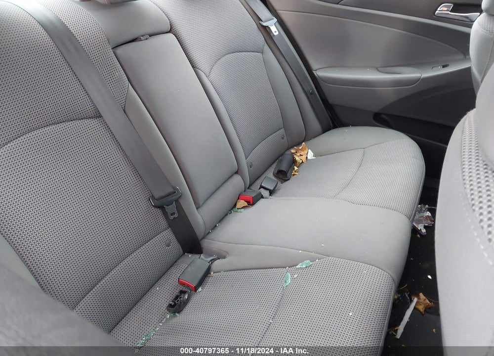 2013 HYUNDAI SONATA GLS VIN: 5NPEB4AC8DH673904