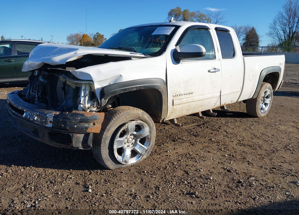 2010 CHEVROLET SILVERADO 1500 LT VIN: 1GCSKSE33AZ246958