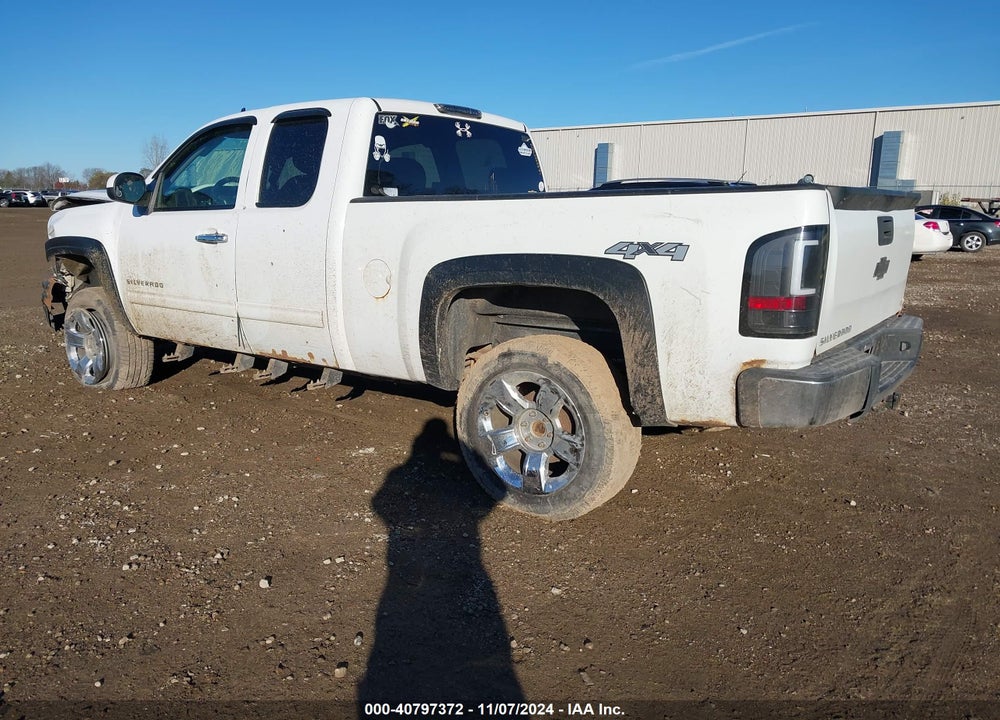 2010 CHEVROLET SILVERADO 1500 LT VIN: 1GCSKSE33AZ246958