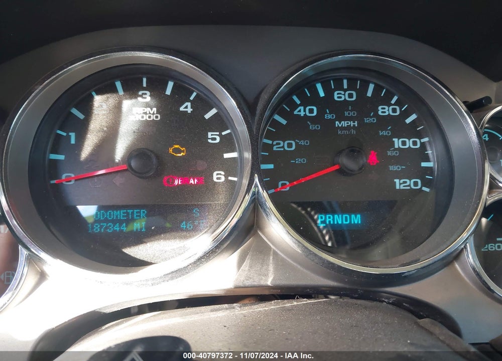 2010 CHEVROLET SILVERADO 1500 LT VIN: 1GCSKSE33AZ246958