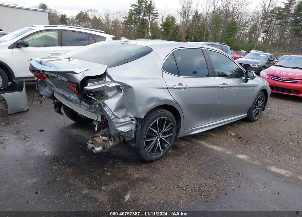 2022 TOYOTA CAMRY SE AWD VIN: 4T1G11BK9NU066915