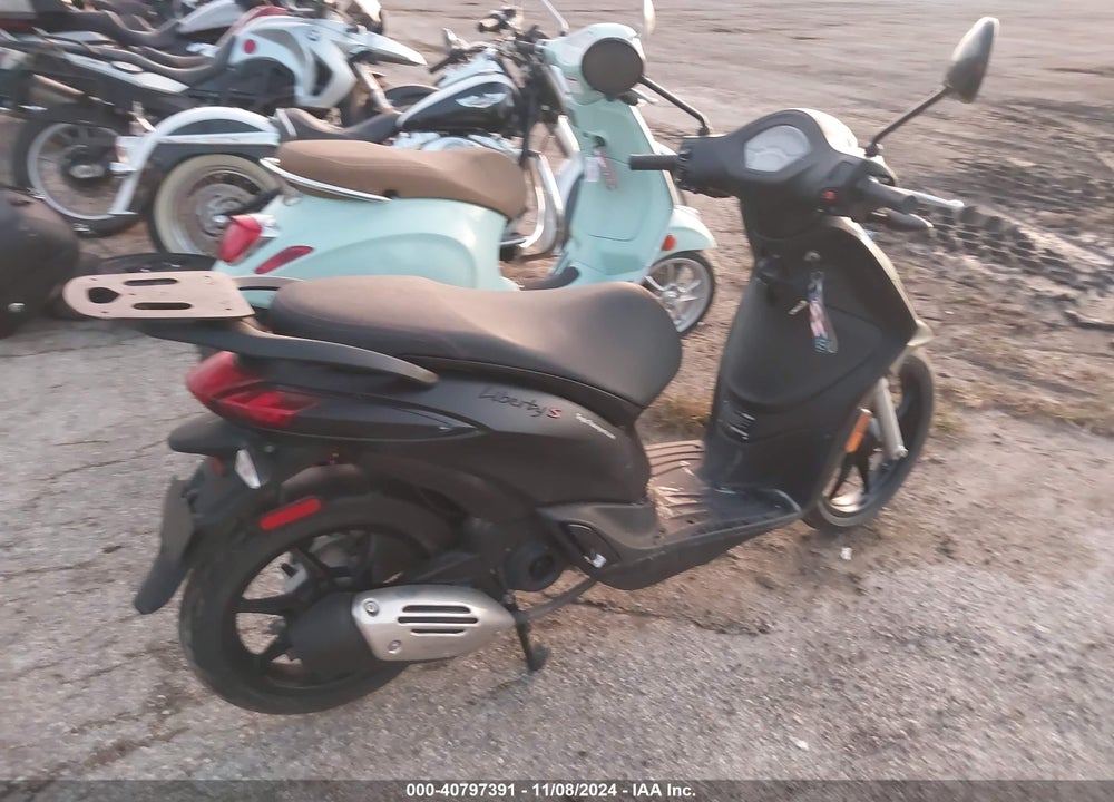 2023 PIAGGIO LIBERTY 50/50 S/50 BACI PERUGINA VIN: ZAPC546B4P7003546