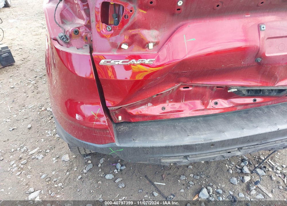 2019 FORD ESCAPE VIN: 1FMCU9HD5KUA04470