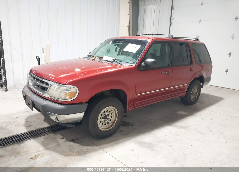 2000 FORD EXPLORER XLT VIN: 1FMZU73E1YUB36360