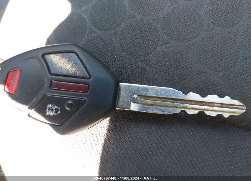 2015 MITSUBISHI MIRAGE DE/RF VIN: ML32A3HJXFH037588