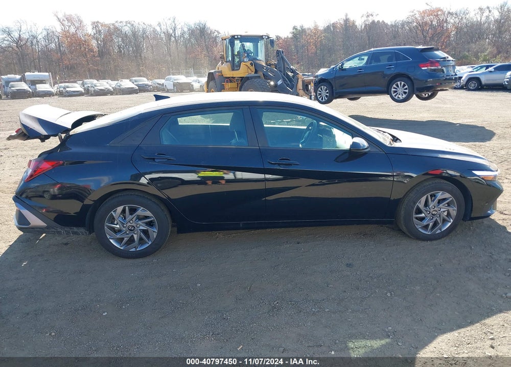 2024 HYUNDAI ELANTRA SEL VIN: KMHLM4DG5RU707158
