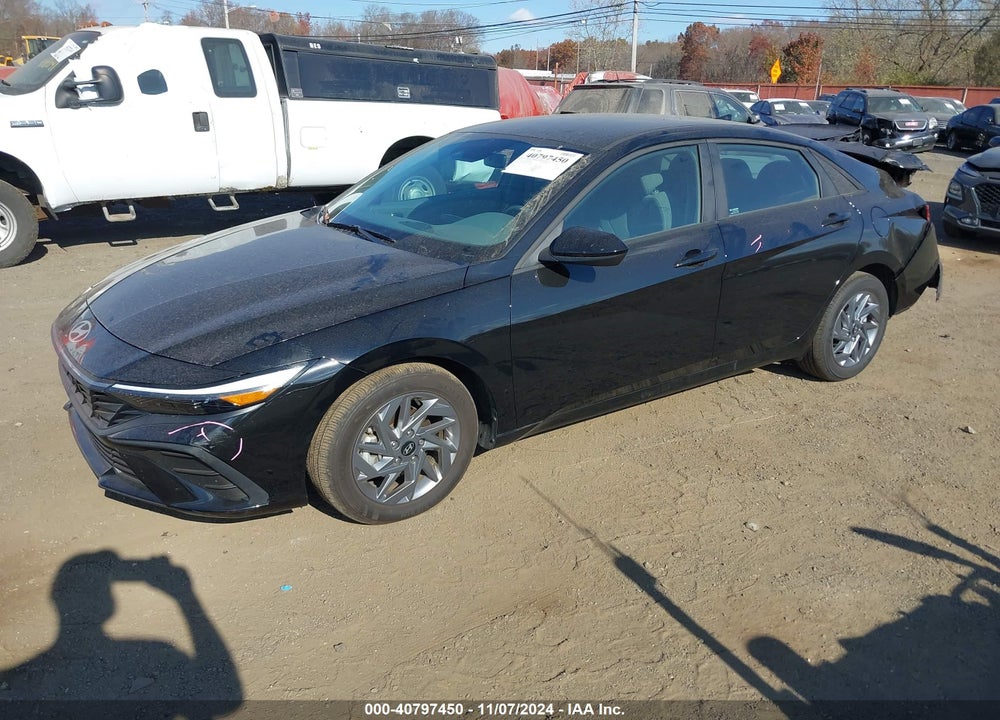 2024 HYUNDAI ELANTRA SEL VIN: KMHLM4DG5RU707158