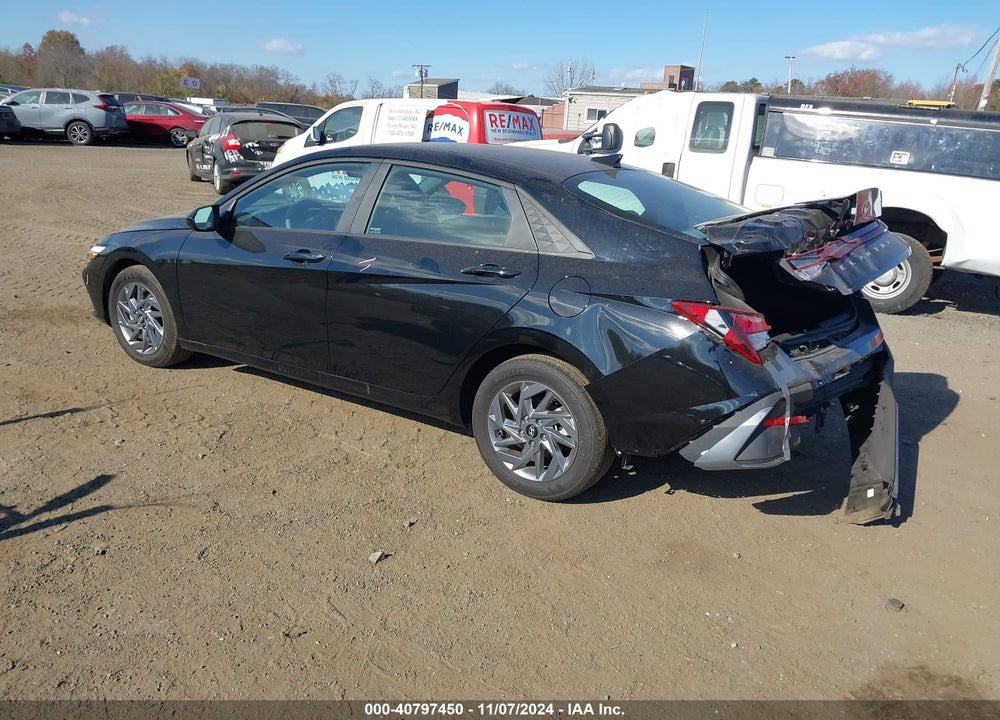 2024 HYUNDAI ELANTRA SEL VIN: KMHLM4DG5RU707158
