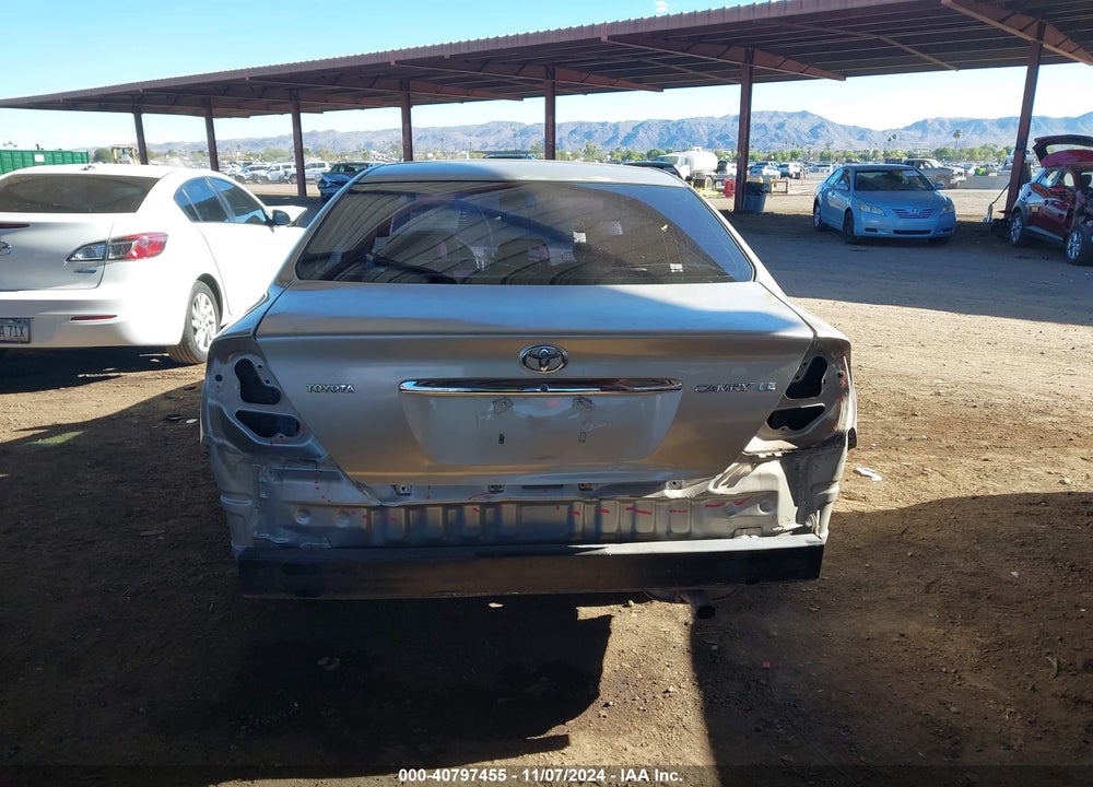 2005 TOYOTA CAMRY LE VIN: 4T1BE32K05U410724