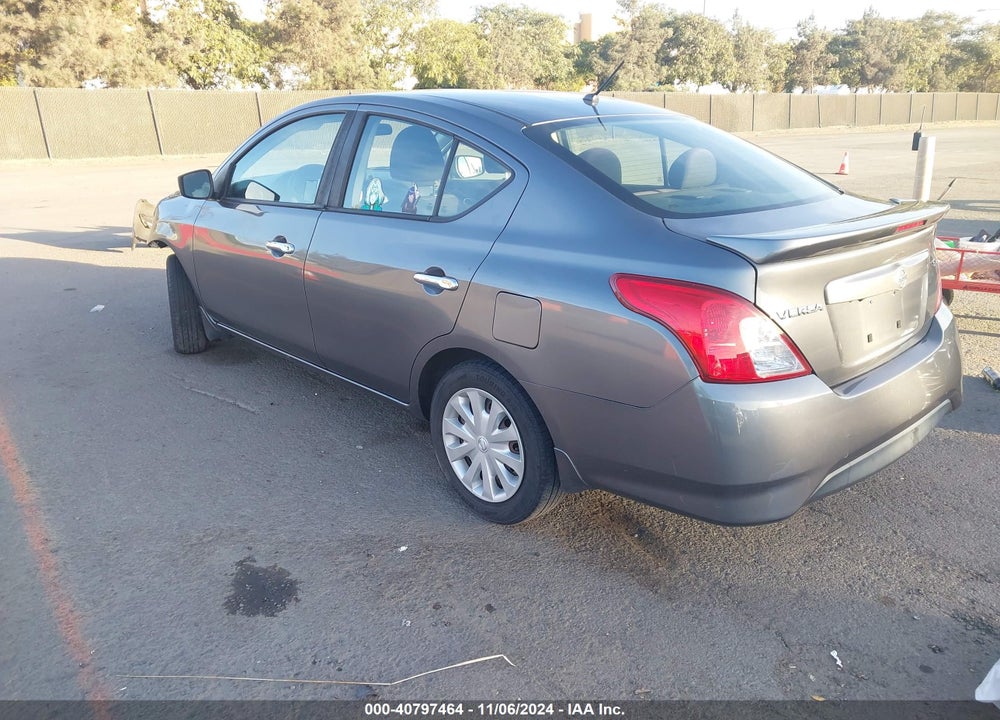 2018 NISSAN VERSA 1.6 SV VIN: 3N1CN7AP9JL883087