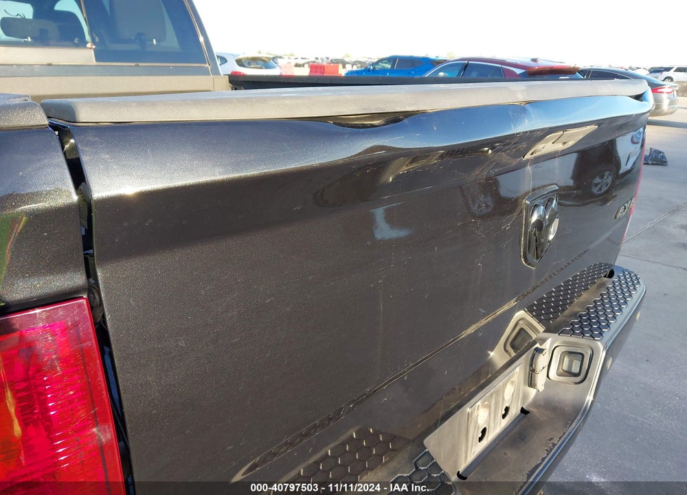 2016 RAM 3500 BIG HORN VIN: 3C63R3DL9GG339605
