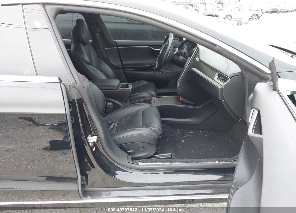 2018 TESLA MODEL S 100D/75D/P100D VIN: 5YJSA1E43JF270317