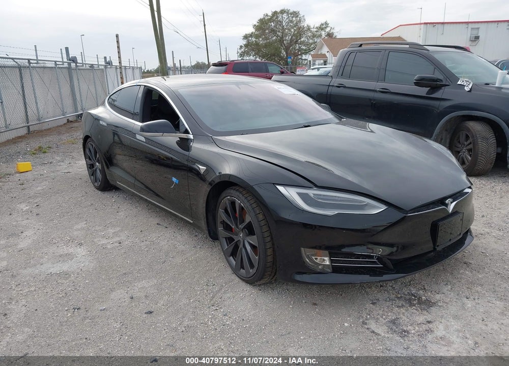 2018 TESLA MODEL S 100D/75D/P100D VIN: 5YJSA1E43JF270317