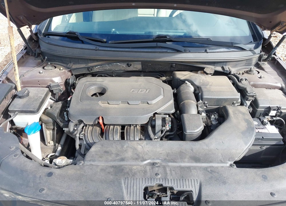 2015 HYUNDAI SONATA SE VIN: 5NPE24AF3FH216026