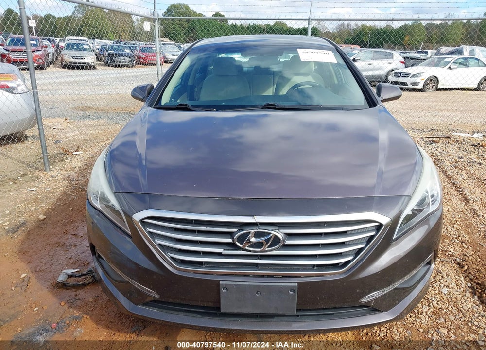 2015 HYUNDAI SONATA SE VIN: 5NPE24AF3FH216026