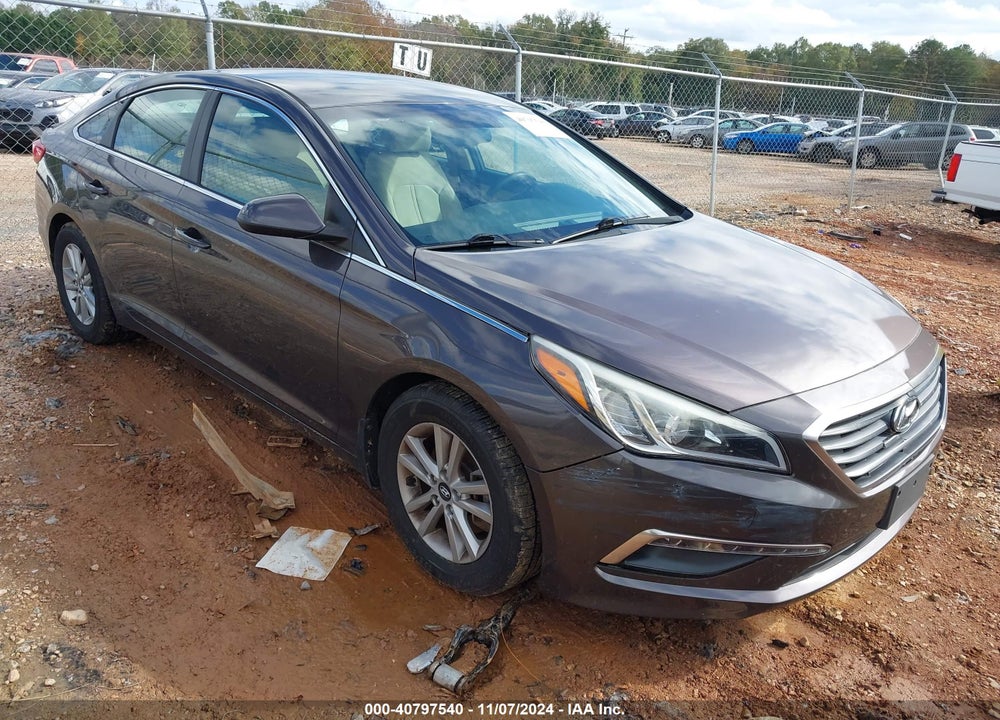 2015 HYUNDAI SONATA SE VIN: 5NPE24AF3FH216026