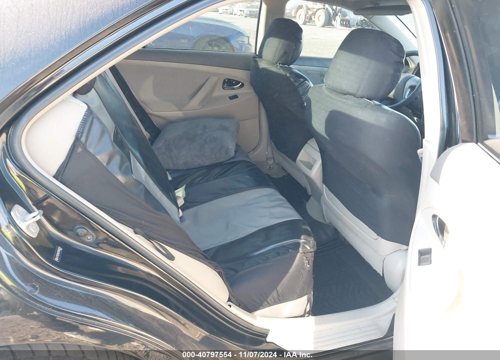 2009 TOYOTA CAMRY LE VIN: 4T1BE46K19U828019