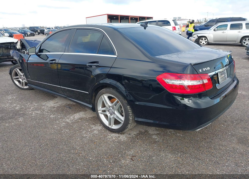 2013 MERCEDES-BENZ E 350 4MATIC VIN: WDDHF8JB7DA764823