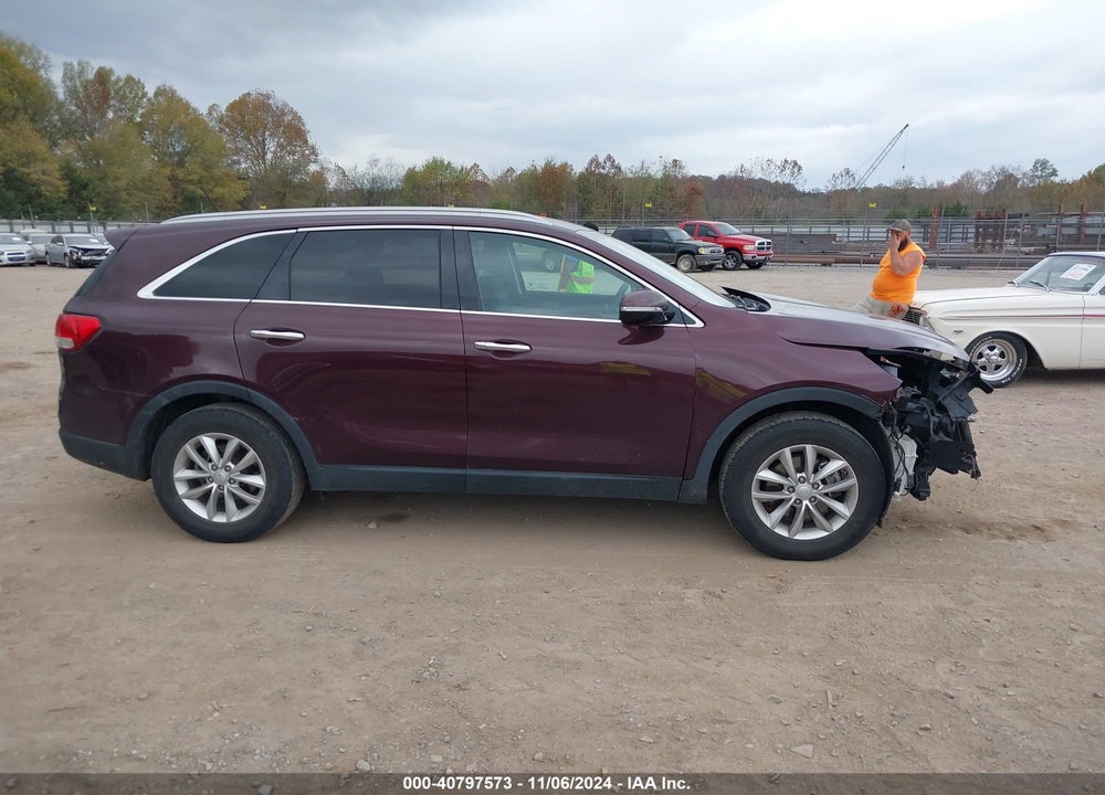 2017 KIA SORENTO 2.4L LX VIN: 5XYPG4A34HG256917