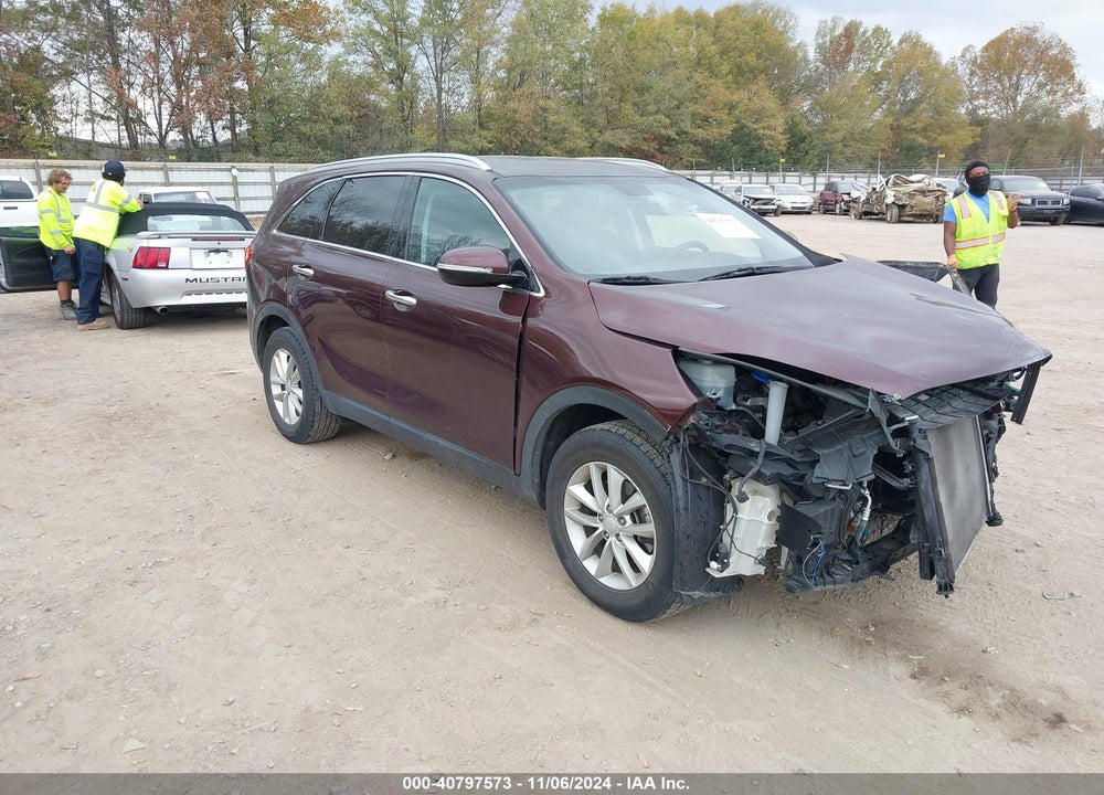2017 KIA SORENTO 2.4L LX VIN: 5XYPG4A34HG256917