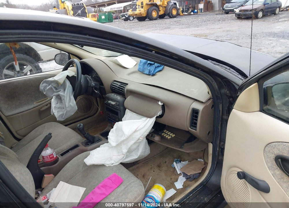 1997 SATURN SL SL1 VIN: 1G8ZG5280VZ256820