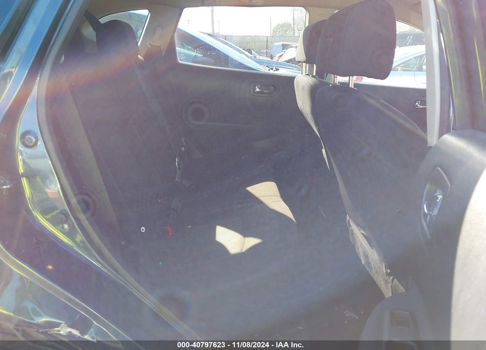 2013 NISSAN ROGUE S VIN: JN8AS5MT2DW553689