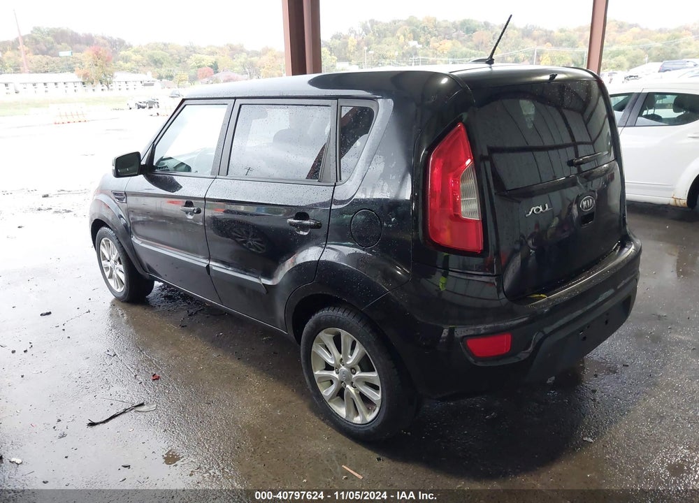 2012 KIA SOUL VIN: KNDJT2A60C7401862