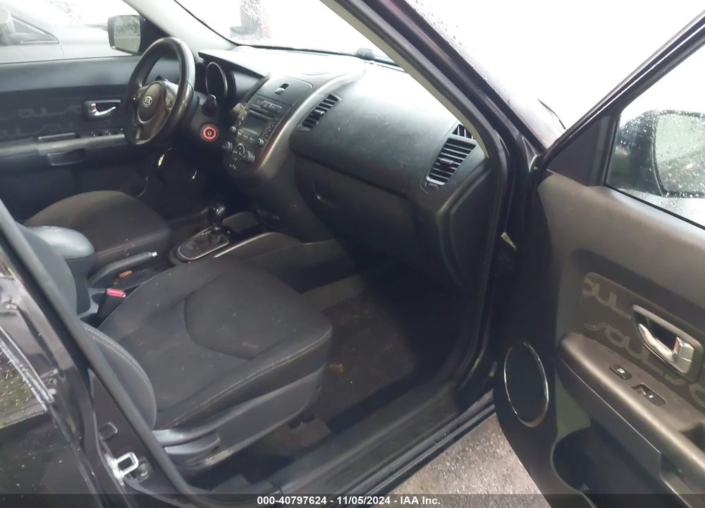 2012 KIA SOUL VIN: KNDJT2A60C7401862