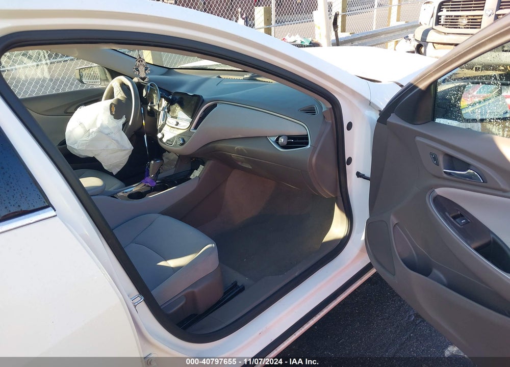 2020 CHEVROLET MALIBU FWD 1FL VIN: 1G1ZC5ST8LF026682