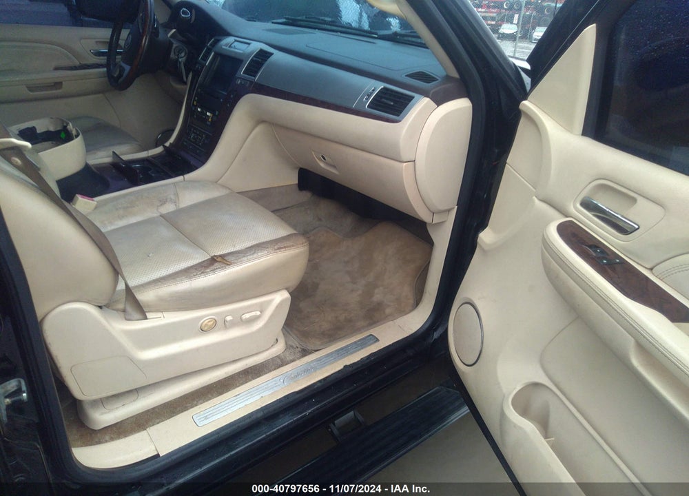 2008 CADILLAC ESCALADE EXT STANDARD VIN: 3GYFK62868G141151