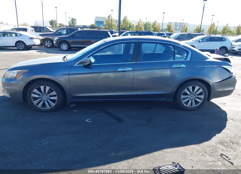 2011 HONDA ACCORD 3.5 EX-L VIN: 1HGCP3F85BA009069