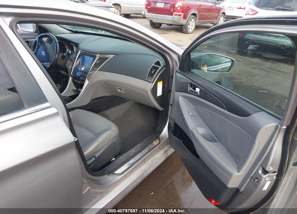 2013 HYUNDAI SONATA HYBRID LIMITED VIN: KMHEC4A4XDA098990