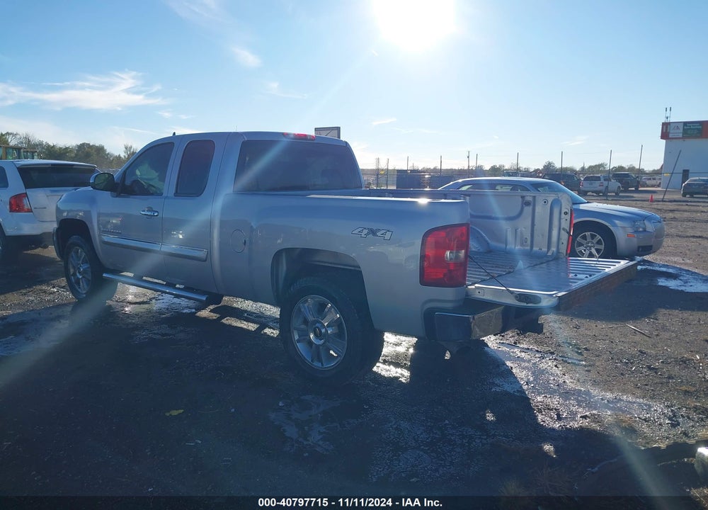 2012 CHEVROLET SILVERADO 1500 LT VIN: 1GCRKSE75CZ223959