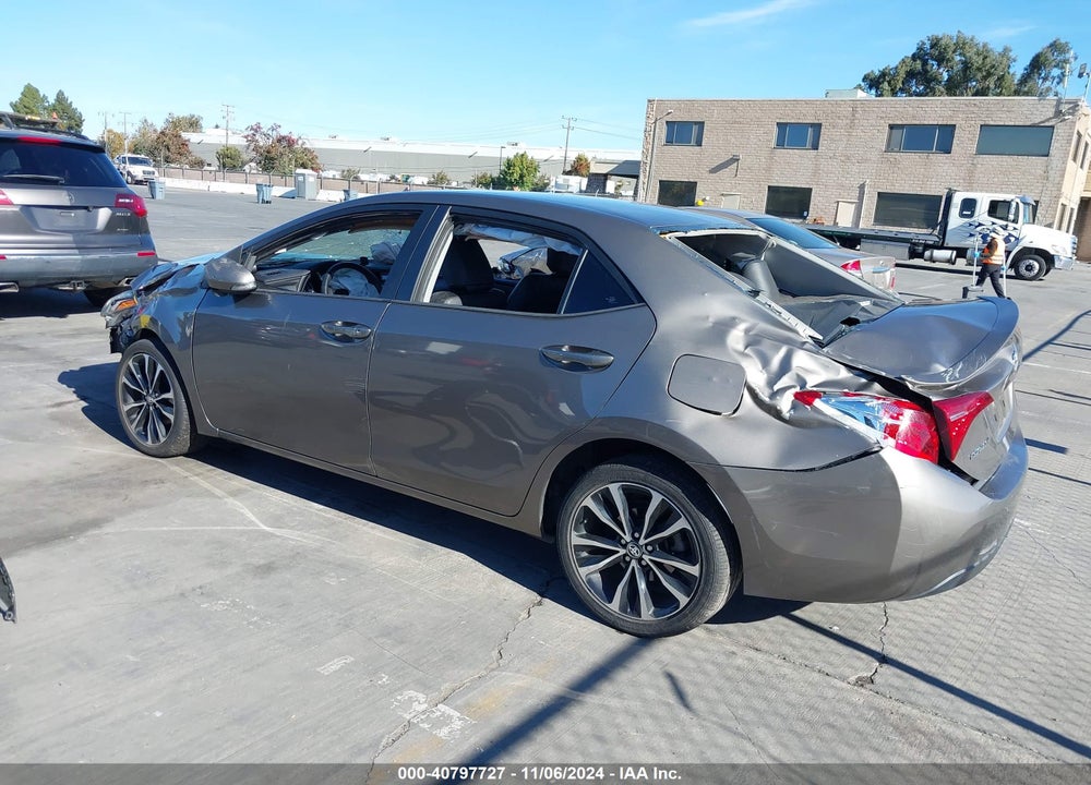 2017 TOYOTA COROLLA SE VIN: 5YFBURHE7HP640676
