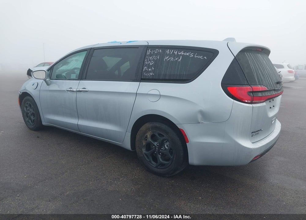 2022 CHRYSLER PACIFICA VIN: 2C4RC1L71NR209452