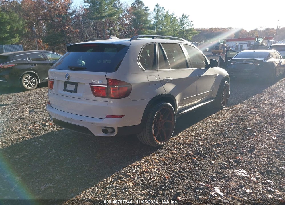 2011 BMW X5 XDRIVE35I/XDRIVE35I PREMIUM/XDRIVE35I SPORT ACTIVITY VIN: 5UXZV4C51BL741099