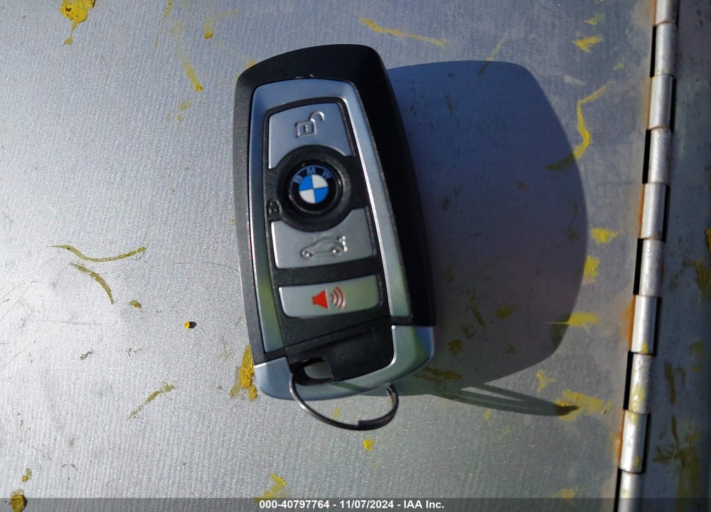 2013 BMW 740 VIN: WBAYF4C51DD127996