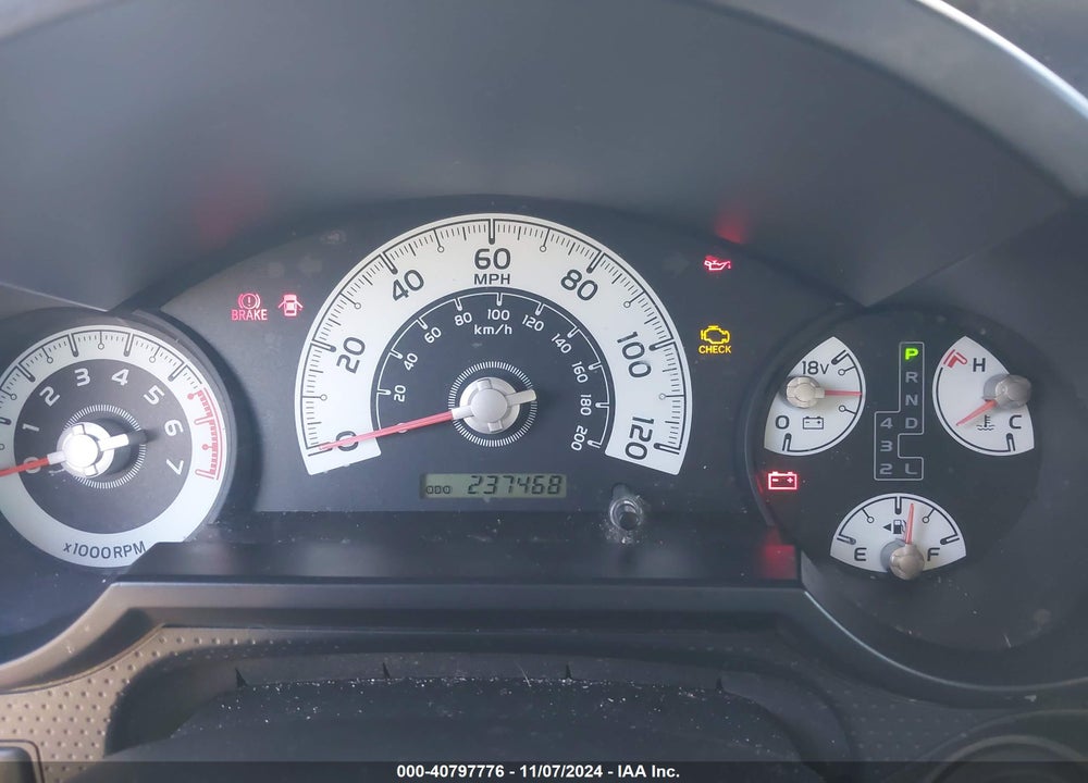 2007 TOYOTA FJ CRUISER VIN: JTEZU11F670014303